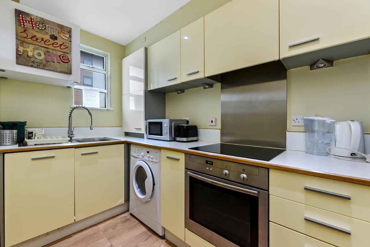 Spacious 2 Bedroom Apartment In Ealing Broadway 외부 사진